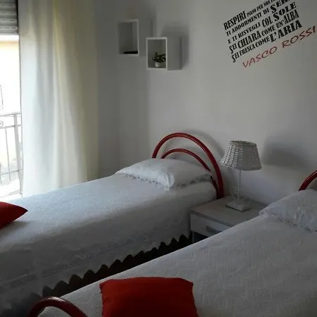 La Fontanella Couette-café Loceri