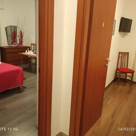 فندق مبيت وإفطار La Fontanella 3*