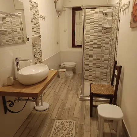 Couette-café La Fontanella 3*